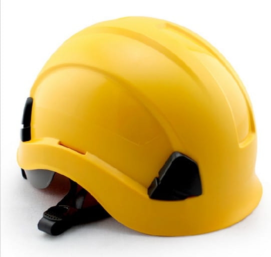 helm-loki-zolty.jpg