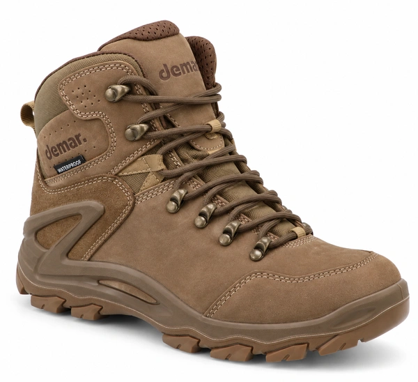 pol_pl_Trzewiki-COYOTE-buty-trekkingowe-brazowe-7576-B-1251_1 (1).webp